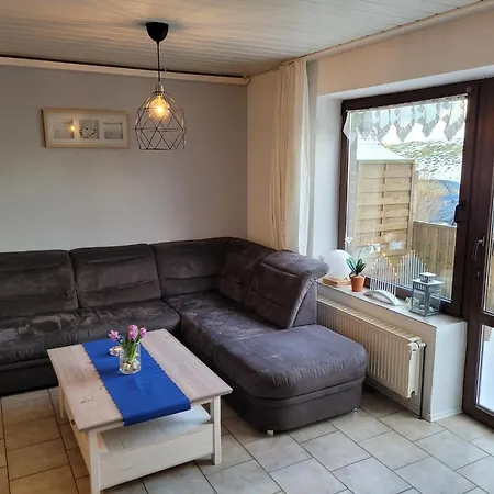 Apartment Mit Eigener Terrasse,
